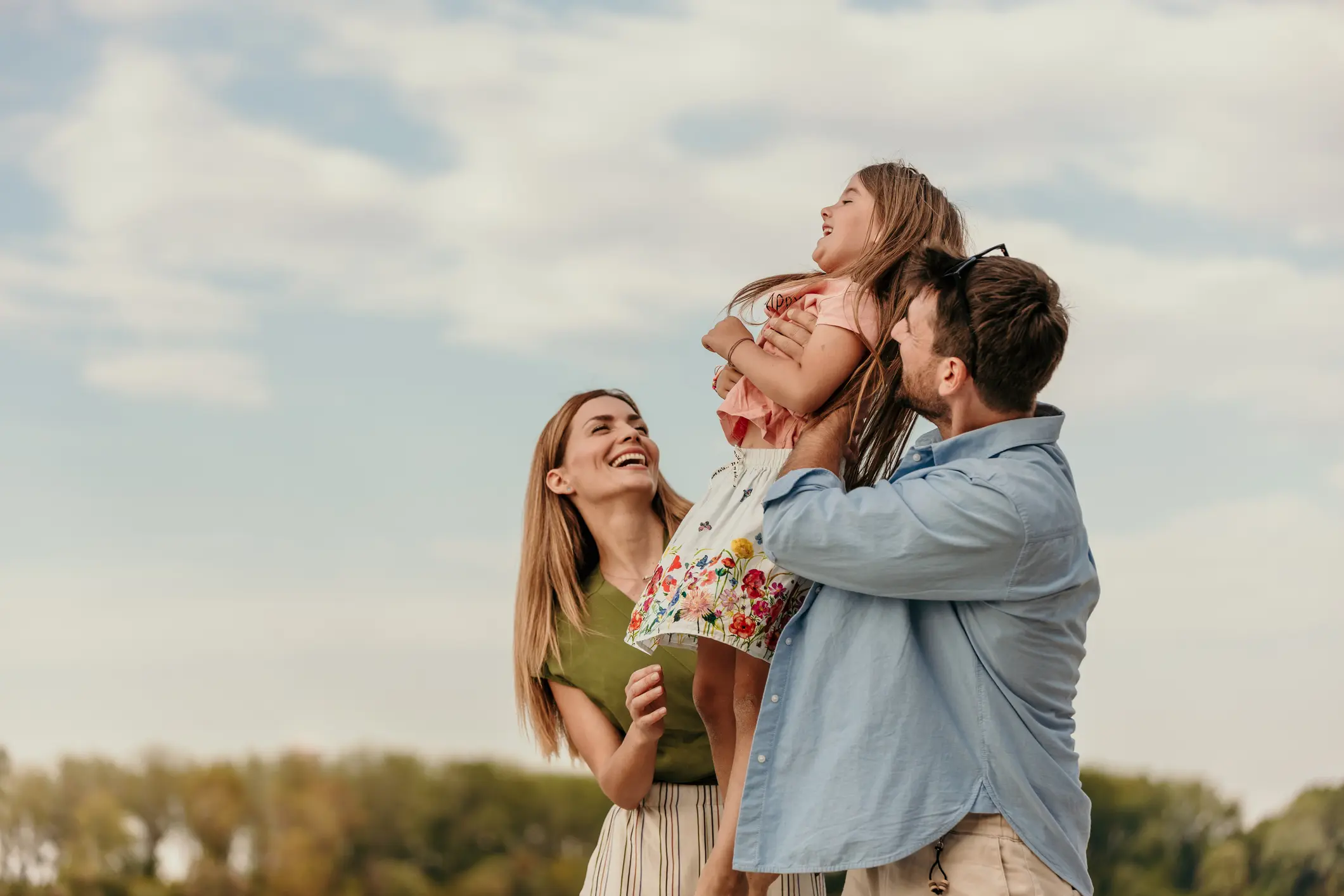 famiglia felice disconnessa dal lavoro